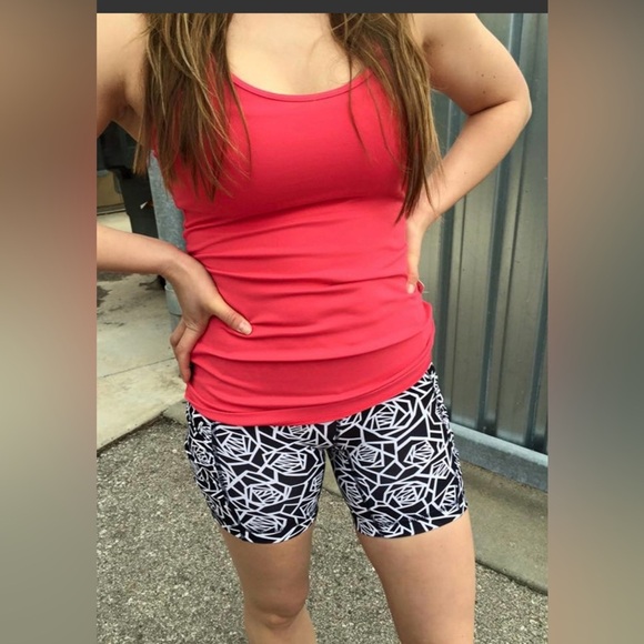 Lululemon Speed Track Short 6” -  Black White / Miss Mosaic White - Picture 1 of 5